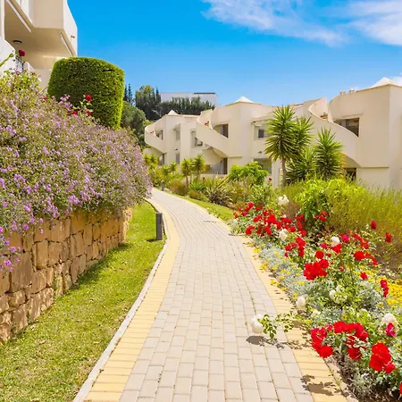 Cubo's Santa Maria Hills 3b Apartment